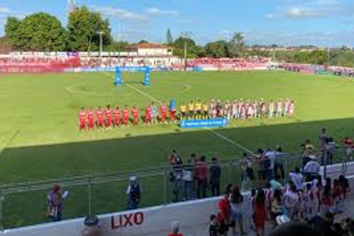 Jaelson Marcelino não é mais técnico do Penedense