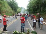Manifestantes liberam trechos interditados nas BR´s alagoanas