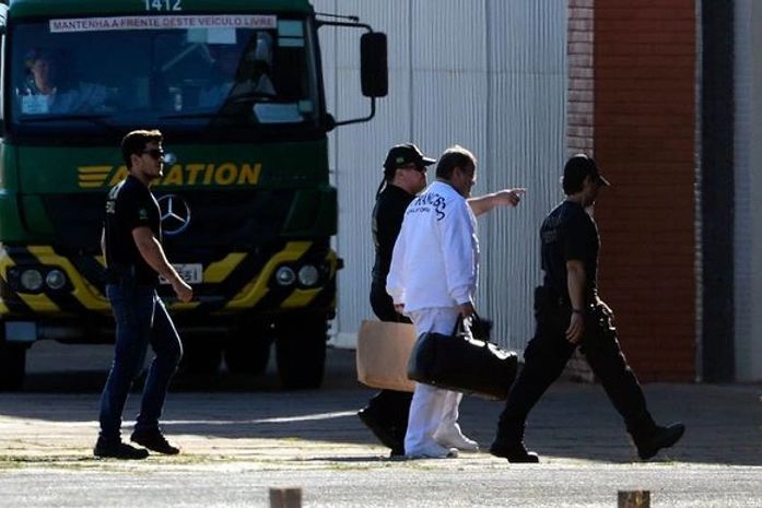 Geddel é levado para presídio após prestar depoimento à PF