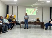 Ausência do superintendente da Codevasf gera indignação em reunião sobre projetos envolvendo mel e própolis vermelha