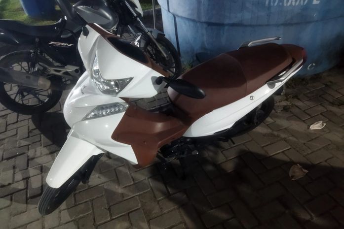 Homem é preso com motocicleta roubada no bairro Jaraguá, em Maceió