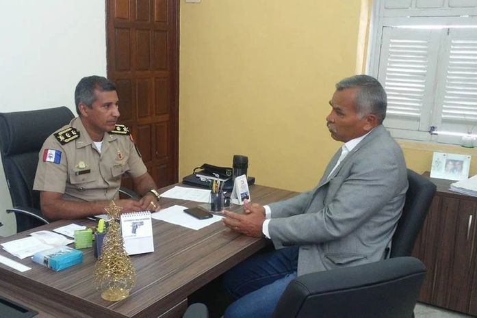 Deputado Tarcizo Freire solicita reforma do hospital da PM de Alagoas