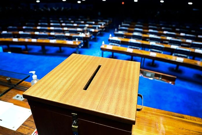 Senadores decidem neste sábado o novo comando da Casa