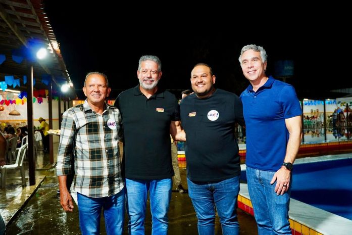 Cícero Cavalcante reúne Arthur Lira e Rafael Brito em matriz de Camaragibe e reforça protagonismo político em Alagoas