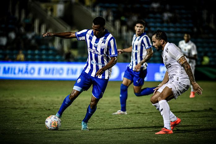 Copa do Nordeste: CSA sofre gol no fim e acaba derrotado pelo Ceará 


