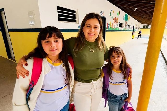 Samyra do Basto dá exemplo, aposta no ensino público para educar as filhas e quer transformar a realidade da educação em Alagoas