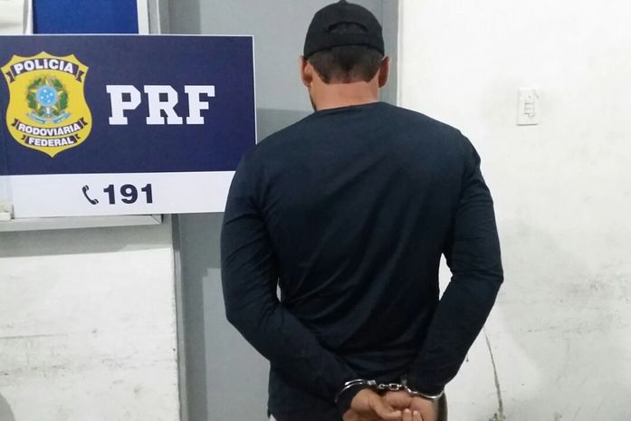 Prisão foi realizada na noite desta sexta-feira (01).