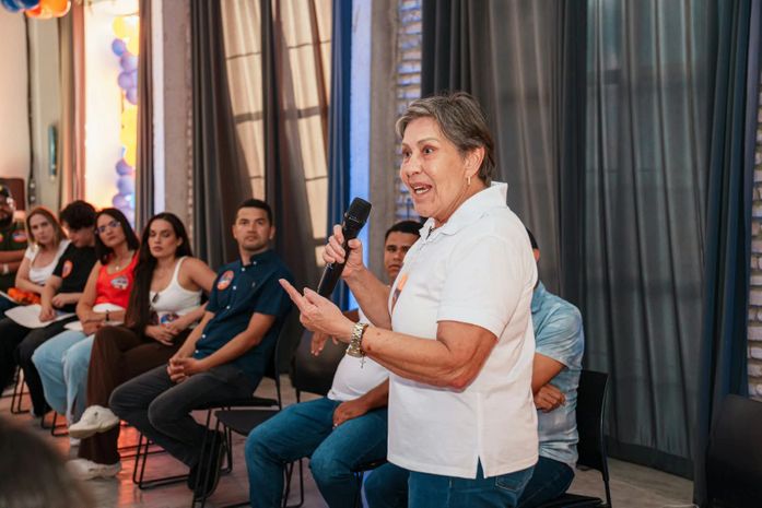 Jovens de Arapiraca se reúnem para discutir propostas para a juventude no plano de governo de JHC e Célia Rocha