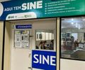 Auxiliar de produção, pintor e garçom: veja mais de 500 vagas de emprego no Sine Maceió
