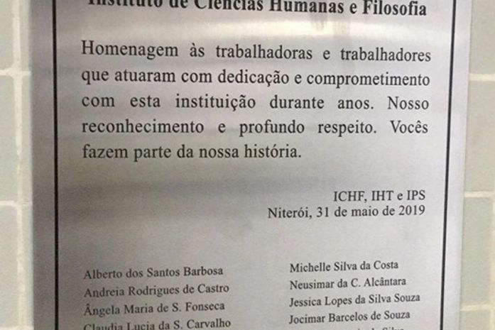 Foram demitidas pessoas que trabalhavam lá há mais de 30 anos! É isso que os cortes significam.