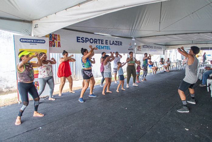 Serviços já foram prestados em seis comunidades, situadas nos bairros Jacintinho, Serraria, Benedito Bentes e Chã de Bebedouro