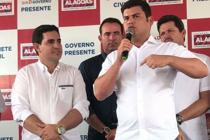 Deputado Jairzinho Lira destaca valorização da Educação em Minador do Negrão