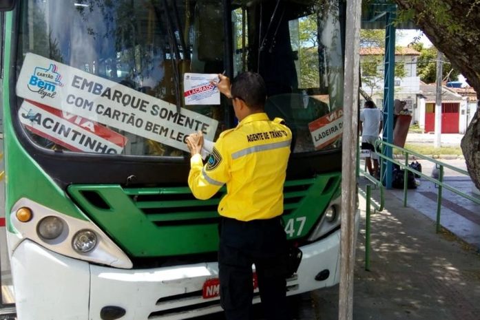 Três empresas de ônibus irão assumir quatro linhas operadas pela empresa Veleiro