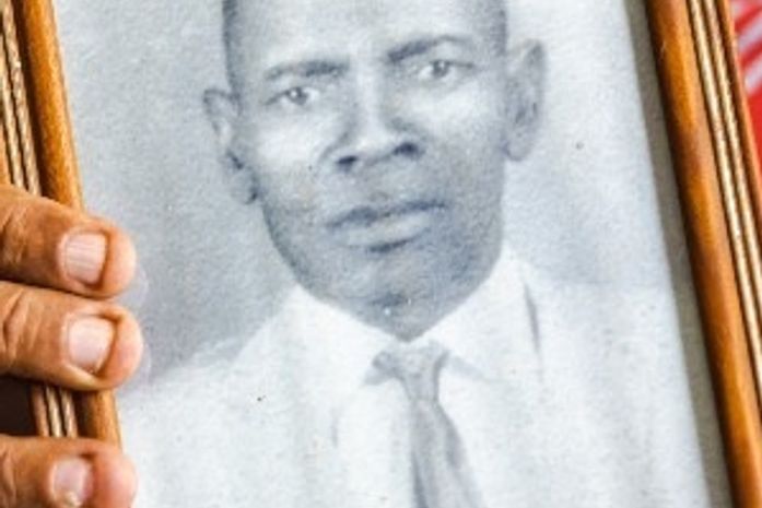 E a Escola Beija Flor de Nilópolis faz um resgate histórico do preto engraxate alagoano, 'Rei do Carnaval'. 'Será o Benedito?'