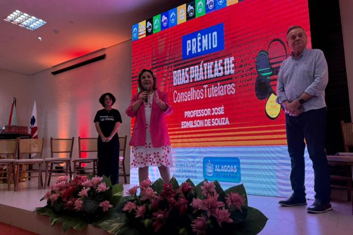 Secdef premia boas práticas de conselhos tutelares com honraria José Edmilson de Souza