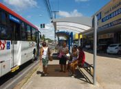 Abrigo  na Avenida Menino Marcelo.