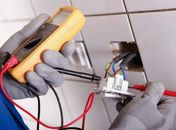 “Fuga de energia” pode causar prejuízos às instalações elétricas e fazer consumidor pagar até o dobro na conta de luz