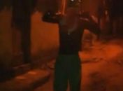 B.O.S, de 16 anos, conhecido como o “Palhaço da Coca Cola" foi apreendido