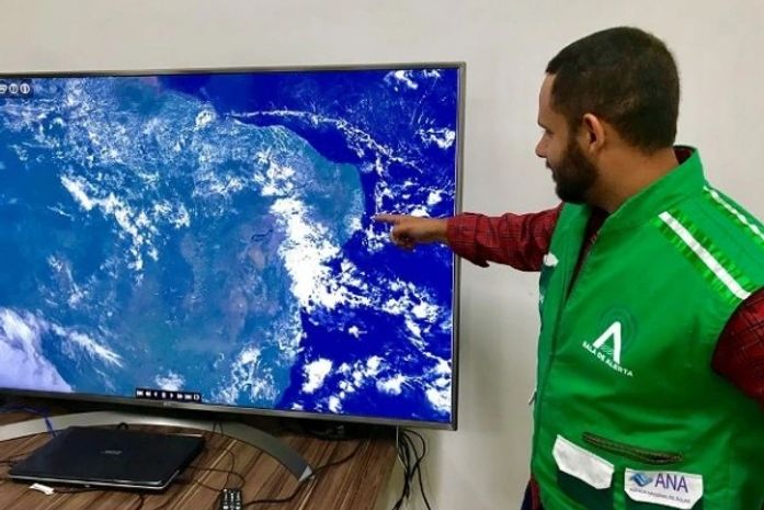 Fim de semana será de chuva em todas as regiões do Estado, aponta Sala de Alerta