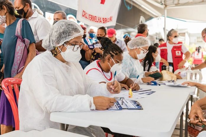 Veja bairros atendidos pelo ônibus da vacina a partir desta segunda (21)