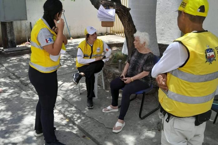 Idosa de 80 anos se perde e é encontrada nas ruas do Poço, em Maceió