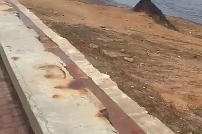 Após chuvas, internauta flagra esgoto na praia da Jatiúca; vídeo