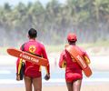 Corpo de Bombeiros salva quatro turistas argentinos de afogamento na praia do Francês