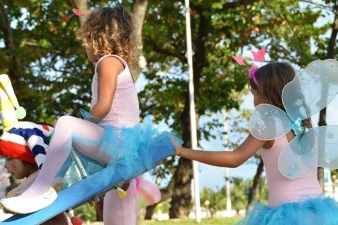 Cuidados simples protegem as crianças durante folia de Carnaval