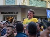 Flávio Bolsonaro procura uma facada
