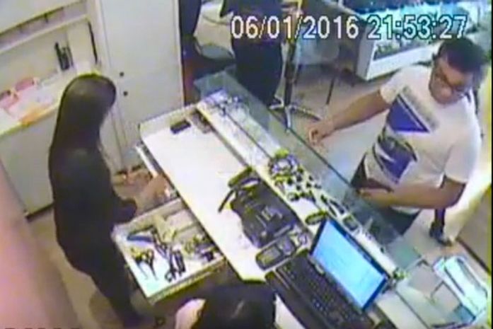 Vídeo mostra suspeito de estelionato procurado pela PC
