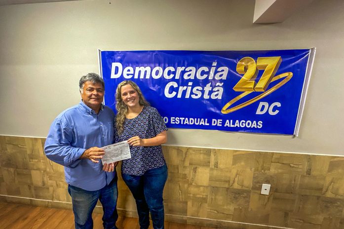 DC fecha chapa e anuncia irmã de deputado federal candidata em Maceió