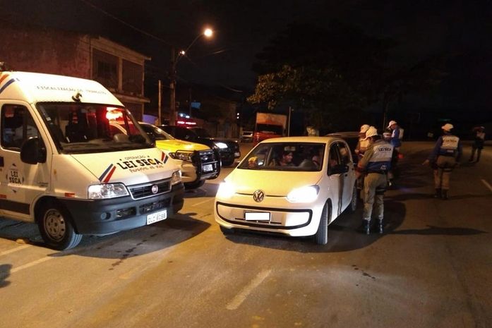 Motoristas são presos embriaguez ao volante durante operação Lei Seca e patrulhamento