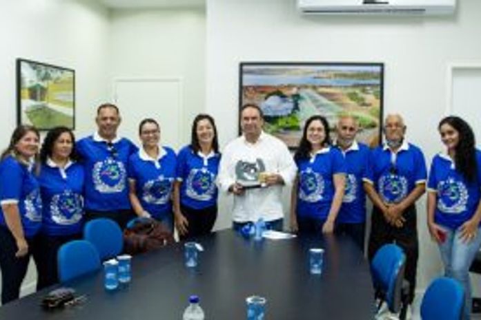 Prefeito Luciano é homenageado nos 25 anos do programa AABB Comunidade