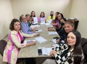 Comissão da Mulher na ALE recebe Carta Pública pelo fim da violência contra as mulheres e apresenta leis aprovadas na Casa