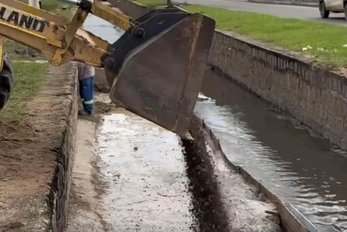Revitalização de canais pluviais avança em Delmiro Gouveia