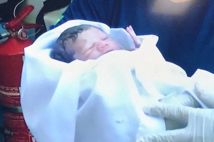 Fabiana 25 anos, moradora de rua deu à luz a uma menina. É oitavo filho de Fabiana.