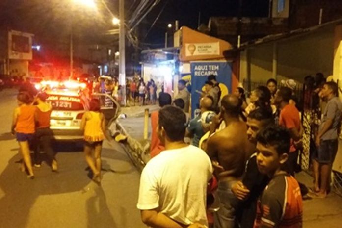 Troca de tiros aconteceu na noite desta terça-feira, no Jacintinho