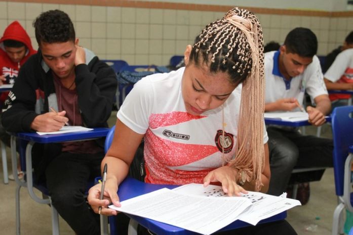 Prazo para isentos da taxa de inscrição no Enem acaba neste domingo (26)