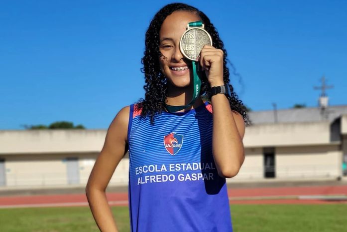 Esporte e educação: conheça a Athlites, equipe de atletismo que prepara crianças, adolescentes e adultos, no Complexo Esportivo da UFAL