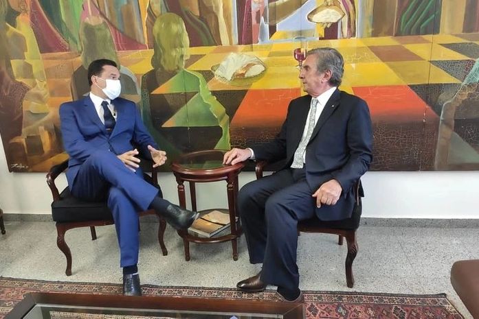 Presidente do Conagreste, Marlan Ferreira, e senador Fernando Collor se encontram em Brasília, reforçam parceria e tratam ações para consórcios regionais