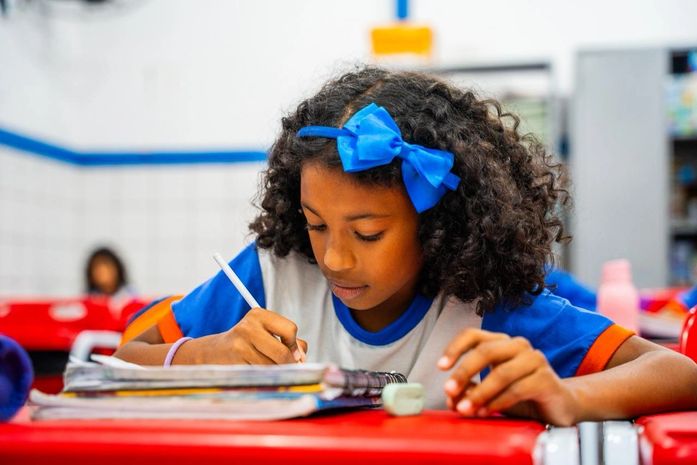 Maceió avança na alfabetização na idade certa e alcança marca histórica em indicador nacional