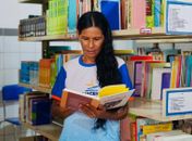 'Sem última página': estudante da Ejai Maceió realiza sonho de se tornar escritora e publica primeiro livro
