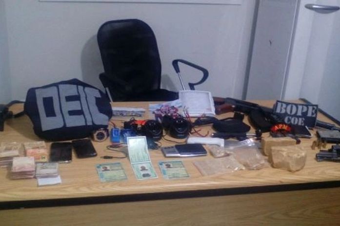 Material apreendido com a quadrilha