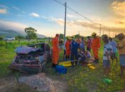 Condutores ficam feridos após colisão traseira em Santana do Ipanema