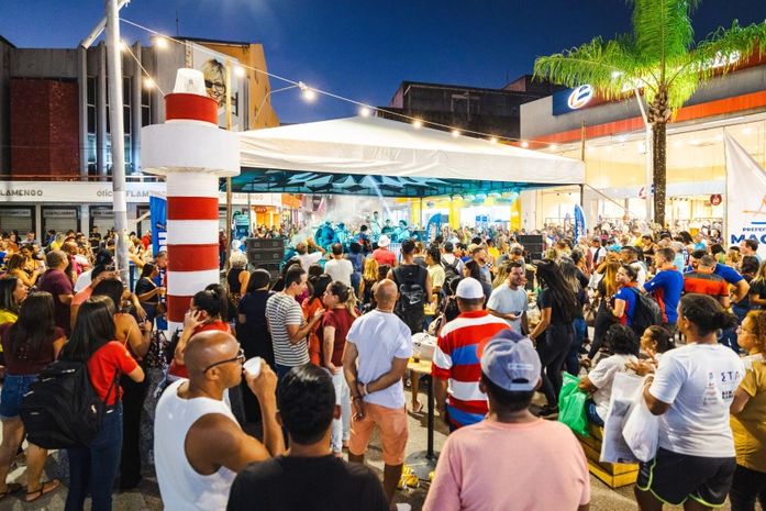 Sextou no Centro estreia com diversão, resgate histórico e geração de renda