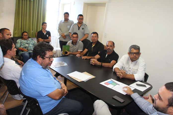 Fortalecimento do comércio de Delmiro Gouveia é pauta de reunião entre empresários e representantes do executivo