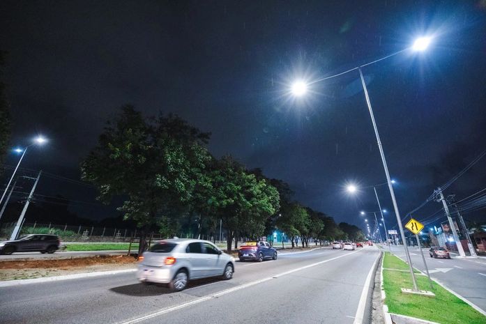Avenida Durval de Góes Monteiro tem primeiro trecho duplicado