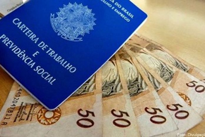 Senado aprova Medida Provisória que amplia para R$ 998 saque do FGTS; saiba quem tem direito