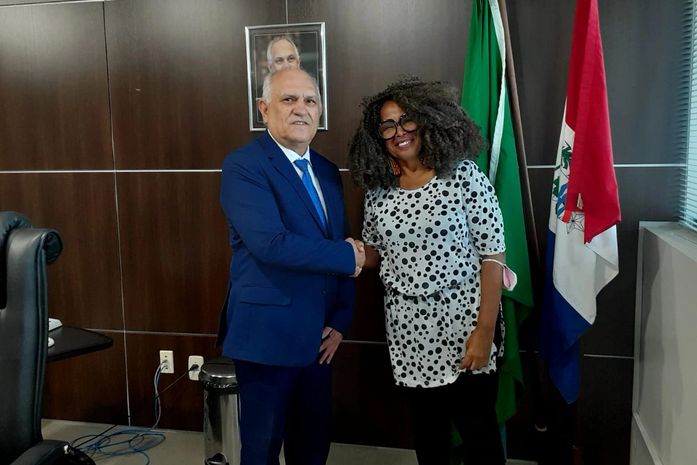 
Pela primeira vez, na história de Alagoas, presidência do TRE recepciona mulheres  quilombolas na discussão sobre lideranças políticas

