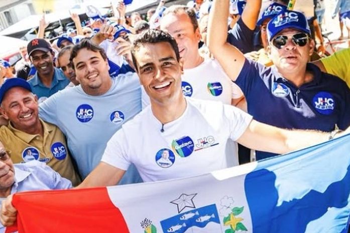 Bastidores: Impasse com Arthur Lira pode mudar estratégia de JHC para o Senado